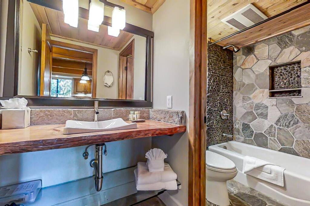 Village Treehouse #2 Mammoth Lakes Exterior foto